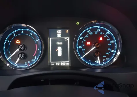 2017 Toyota Corolla Se из США, поврежденный, VIN 5YFBURHE4HP704768